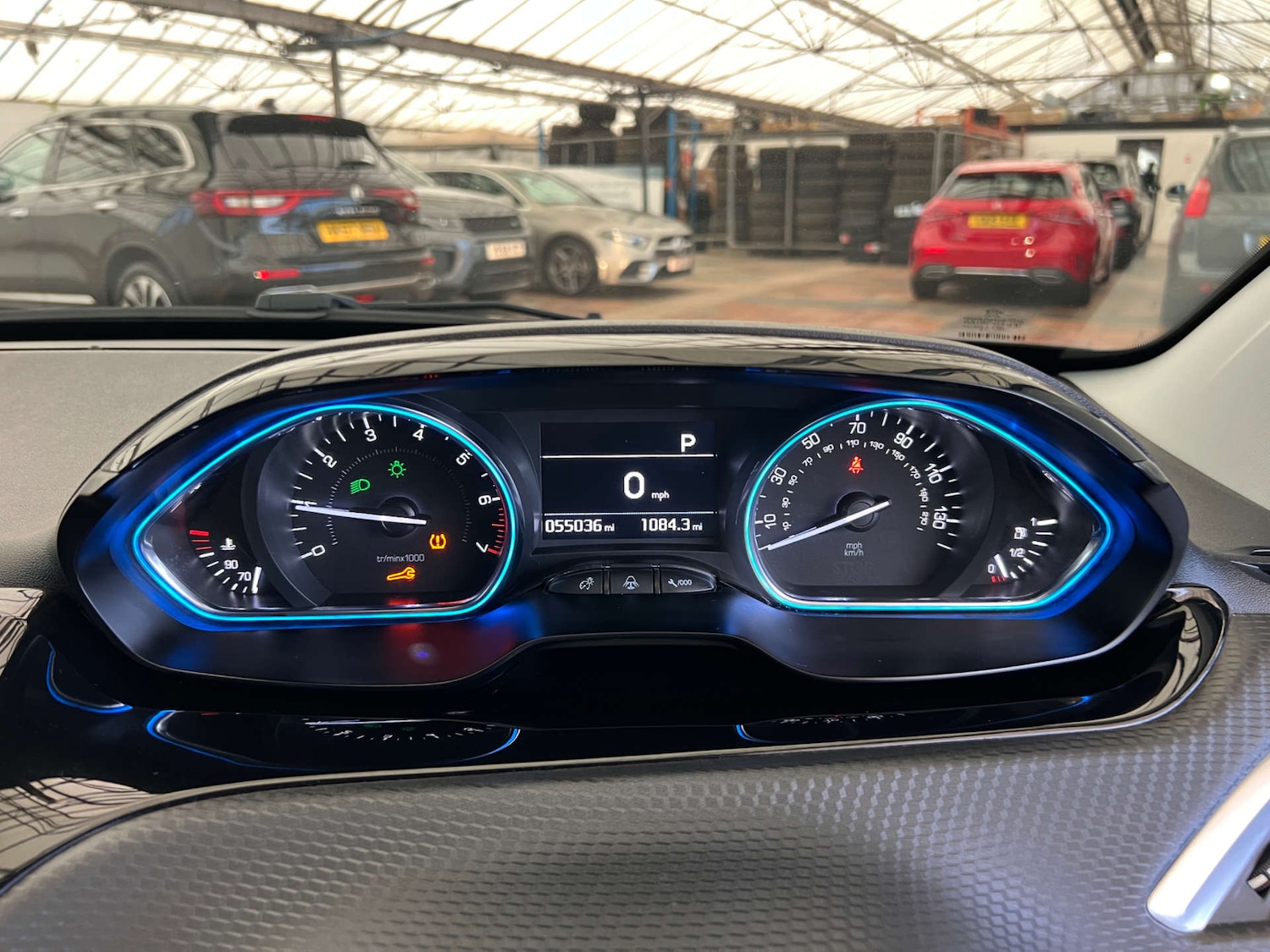 Used Peugeot 2008 2018 for sale - 76520327: Photo 18