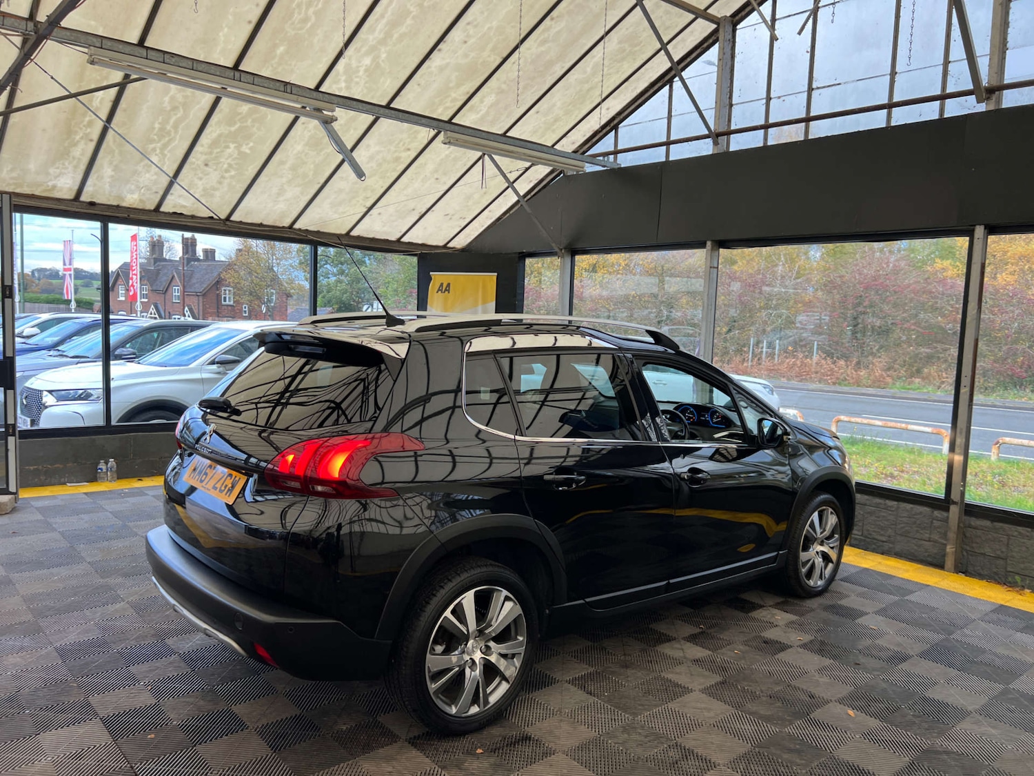 Used Peugeot 2008 2018 for sale - 76520327: Photo 8