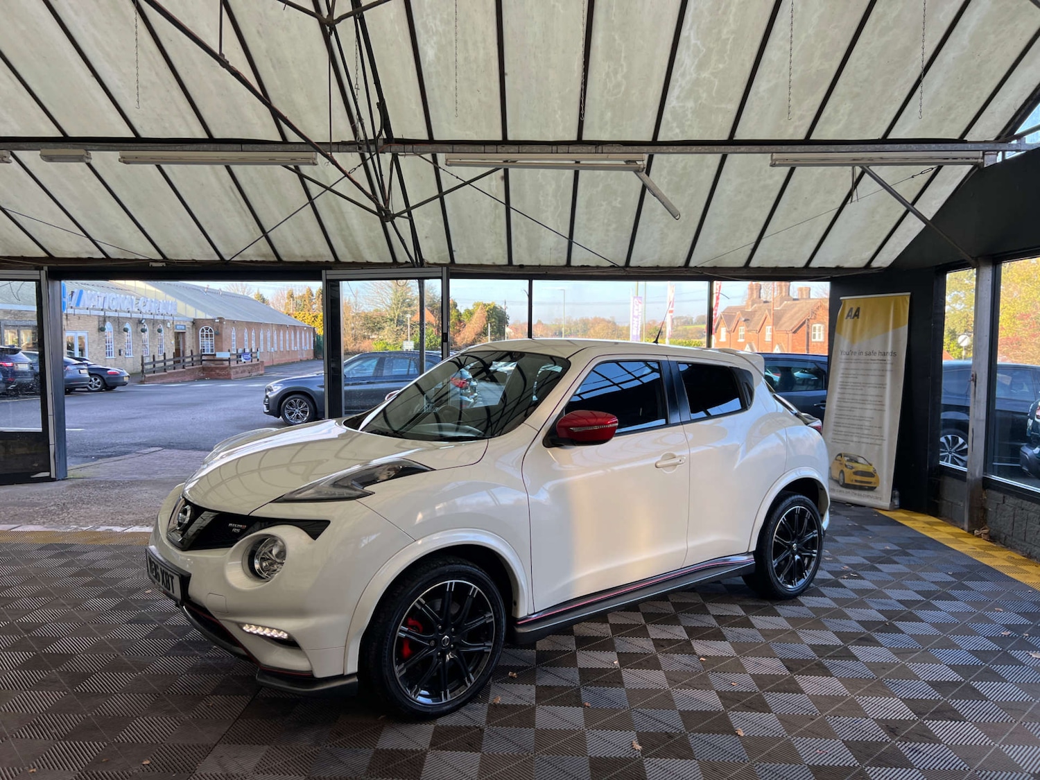 Used Nissan Juke 2016 for sale - 76971040: Photo 3
