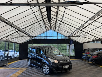 Used Ford Tourneo Connect 2017 for sale - 78926489: Photo