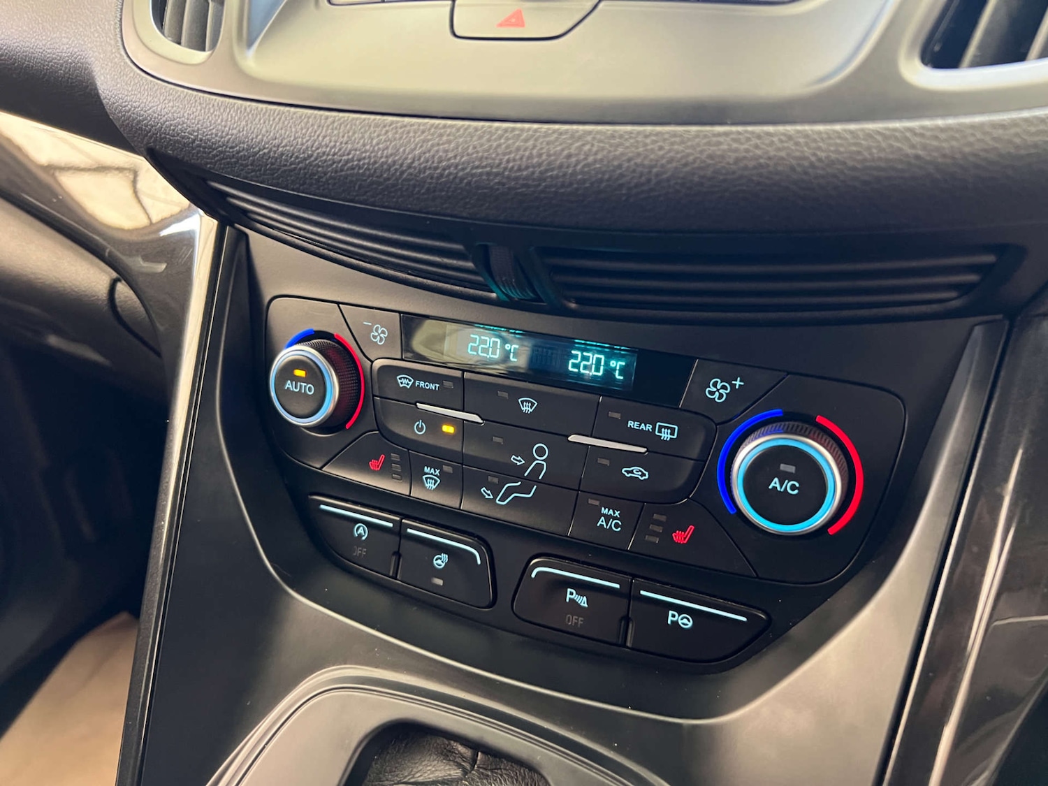 Used Ford Kuga 2016 for sale - 77224783: Photo 11