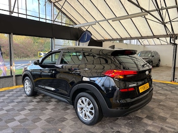 Used Hyundai TUCSON 2018 for sale - 76436641: Photo