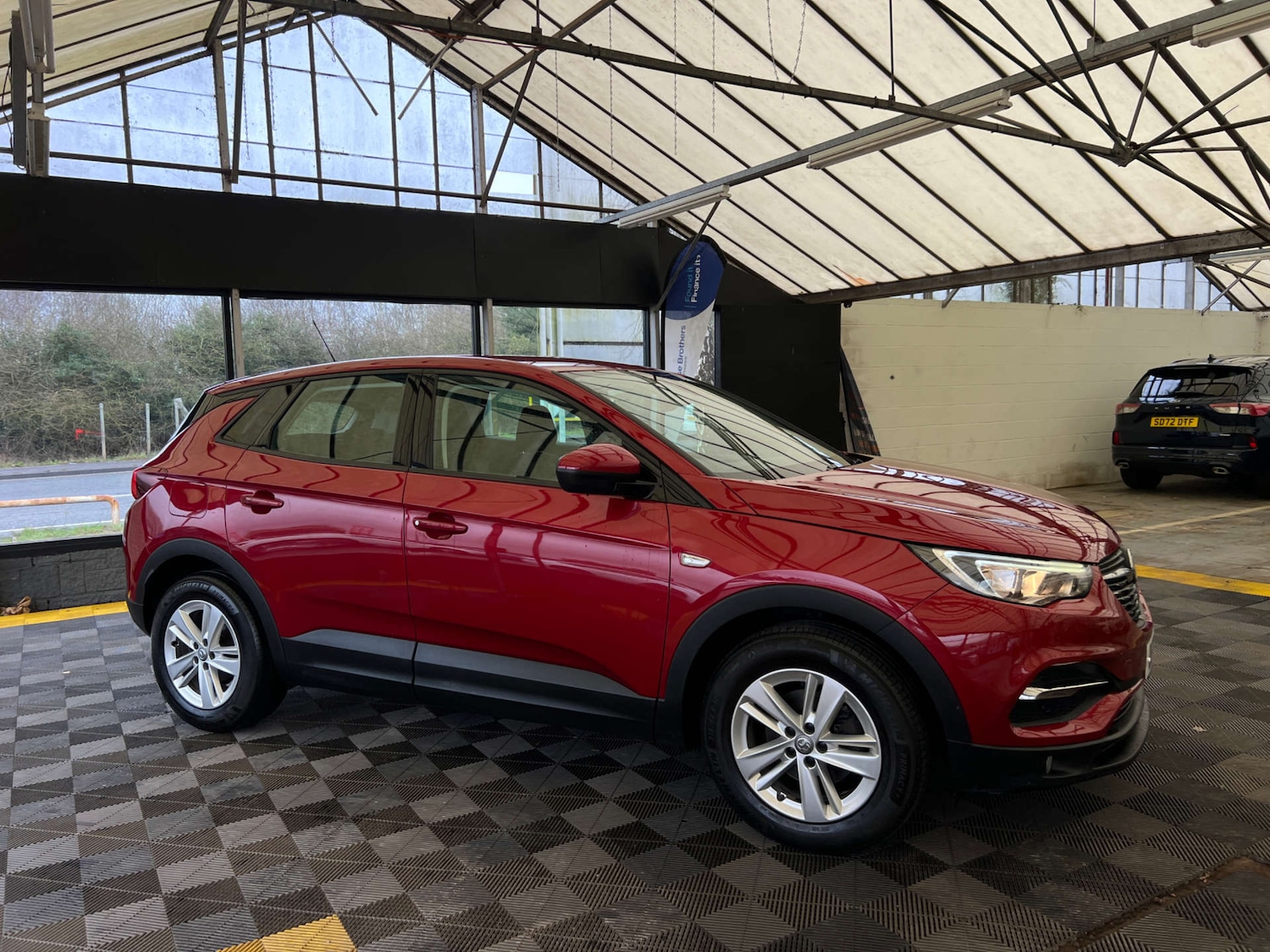Used Vauxhall Grandland X 2019 for sale - 77535069: Photo 3
