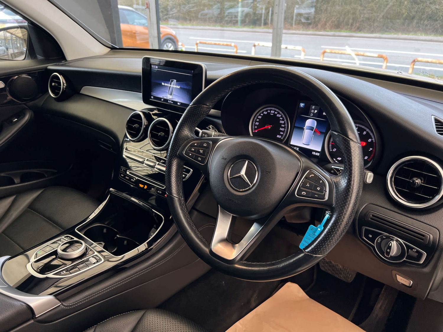 Used Mercedes-Benz GLC 2018 for sale - 77797071: Photo 12
