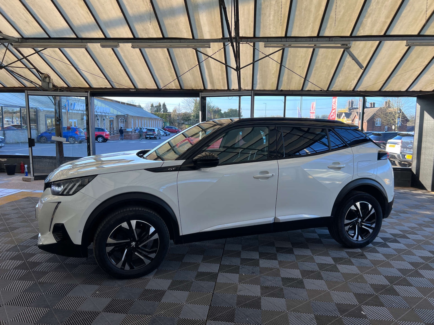 Used Peugeot 2008 2021 for sale - 77930566: Photo 5