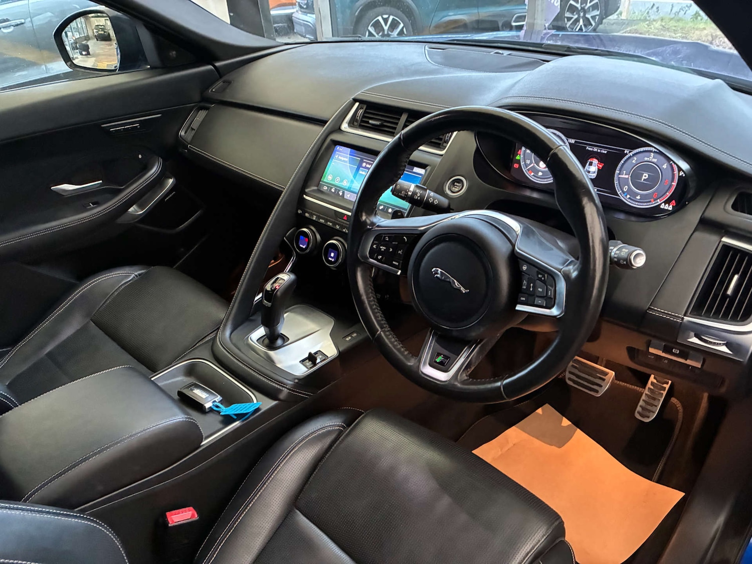 Used Jaguar E-Pace 2019 for sale - 77189528: Photo 13