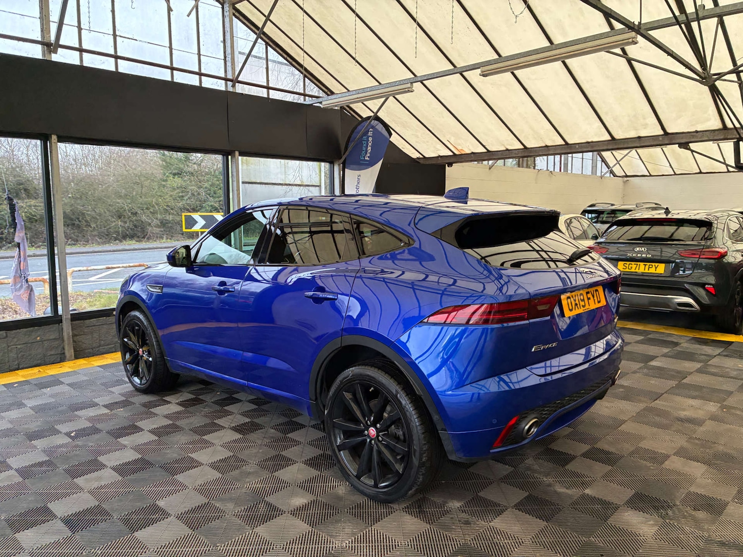 Used Jaguar E-Pace 2019 for sale - 77189528: Photo 6