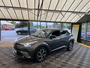 Used Toyota C-HR 2018 for sale - 76165315: Photo