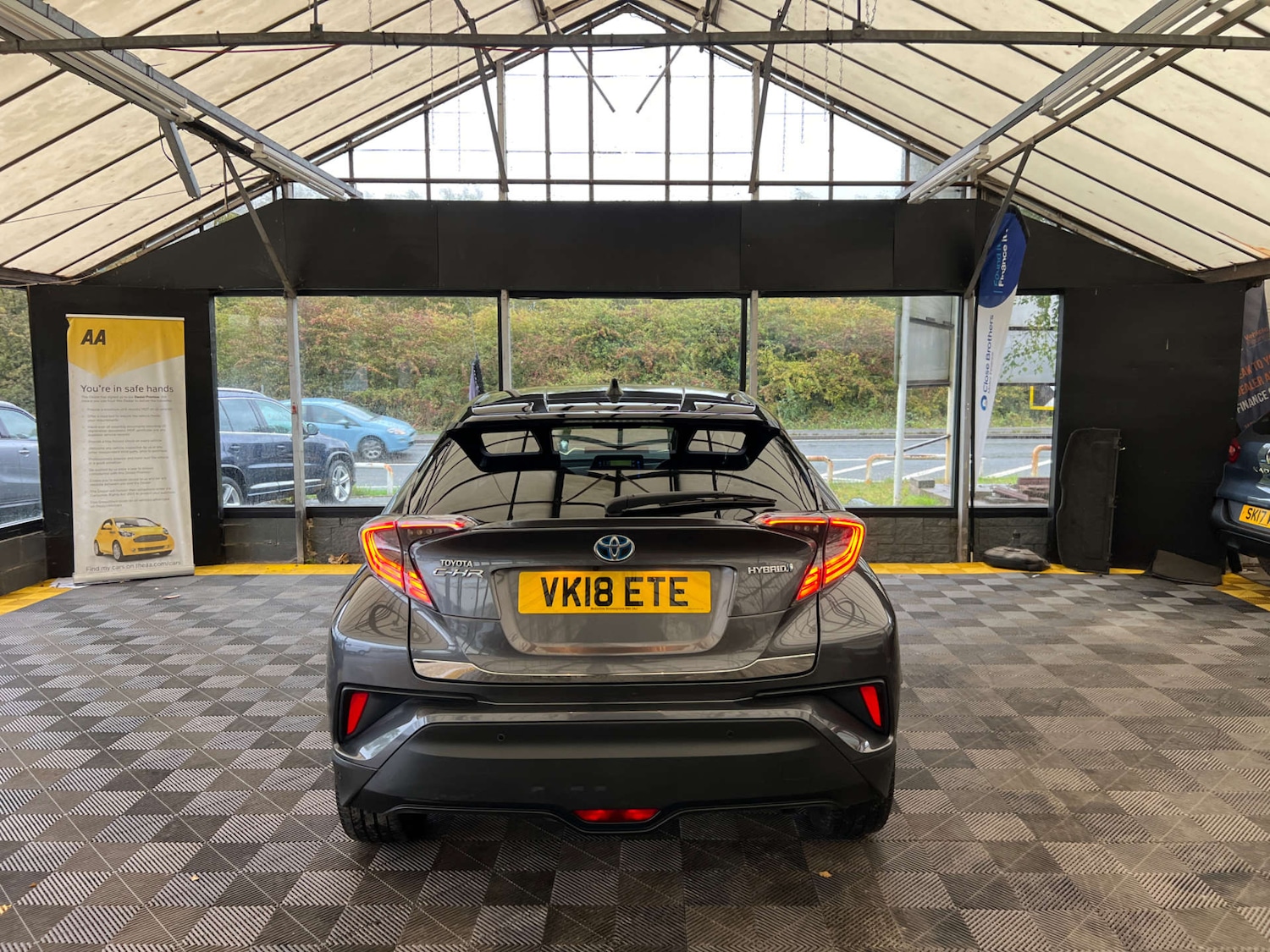 Used Toyota C-HR 2018 for sale - 76165315: Photo 6