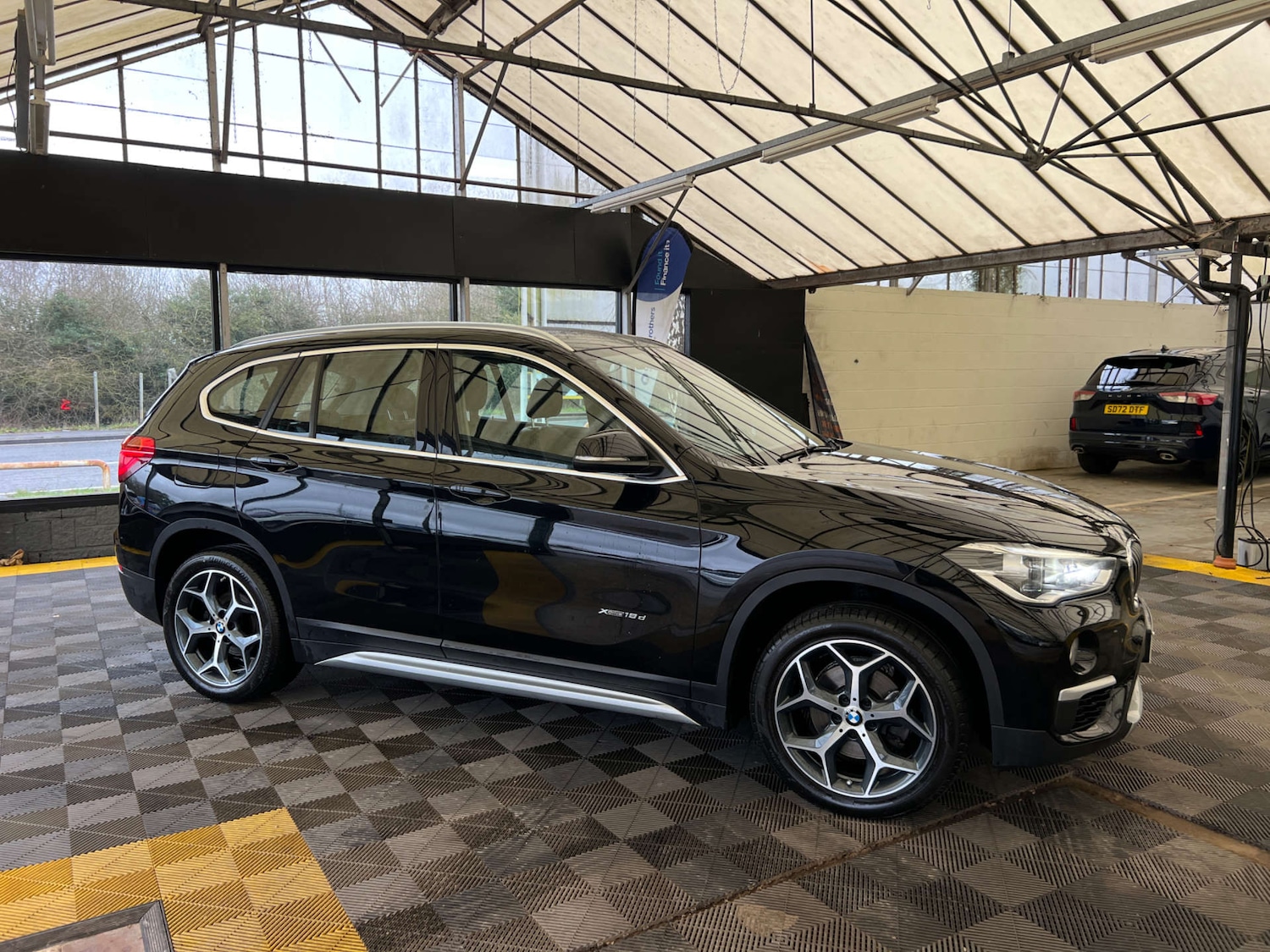 Used BMW X1 2017 for sale - 77535059: Photo 3