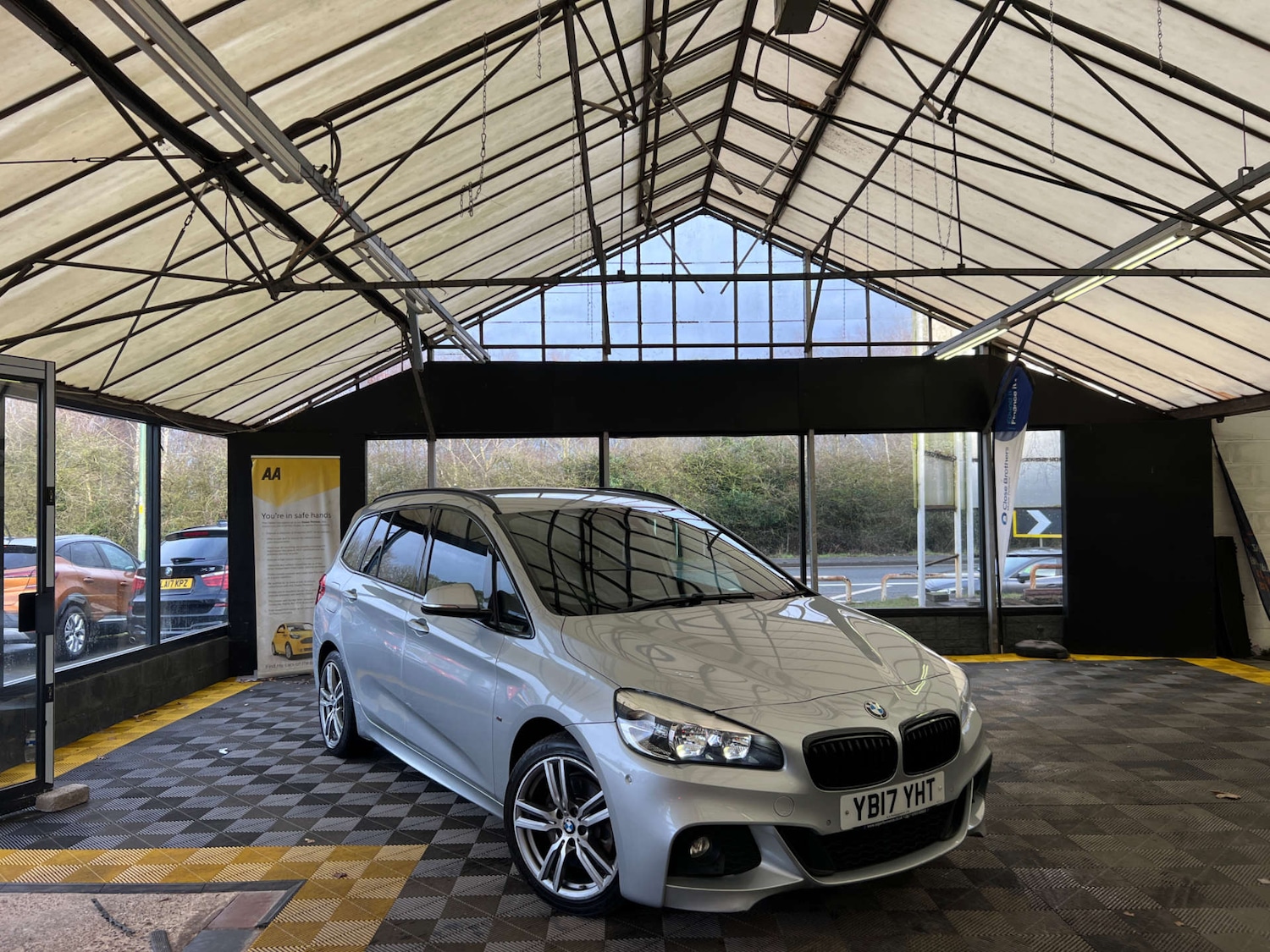 Used BMW 2 Series 2017 for sale - 77342187: Photo 1