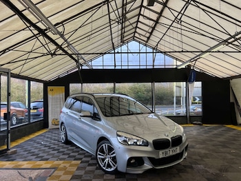 Used BMW 2 Series 2017 for sale - 77342187: Photo