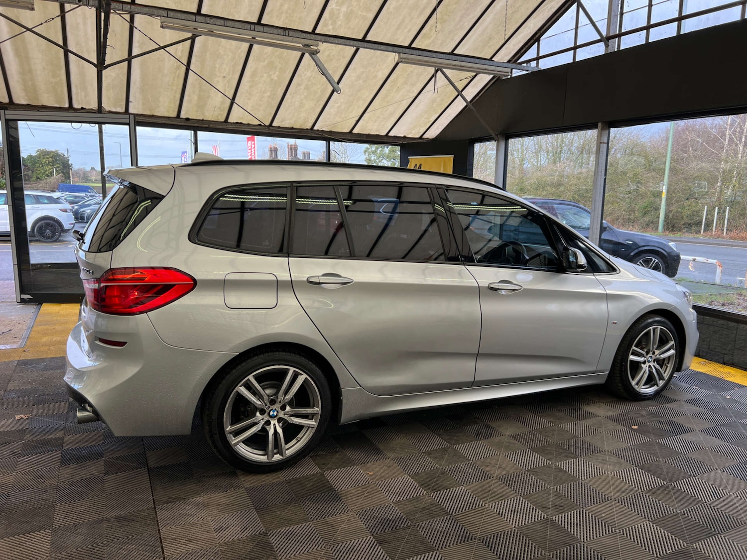 Used BMW 2 Series 2017 for sale - 77342187: Photo 9