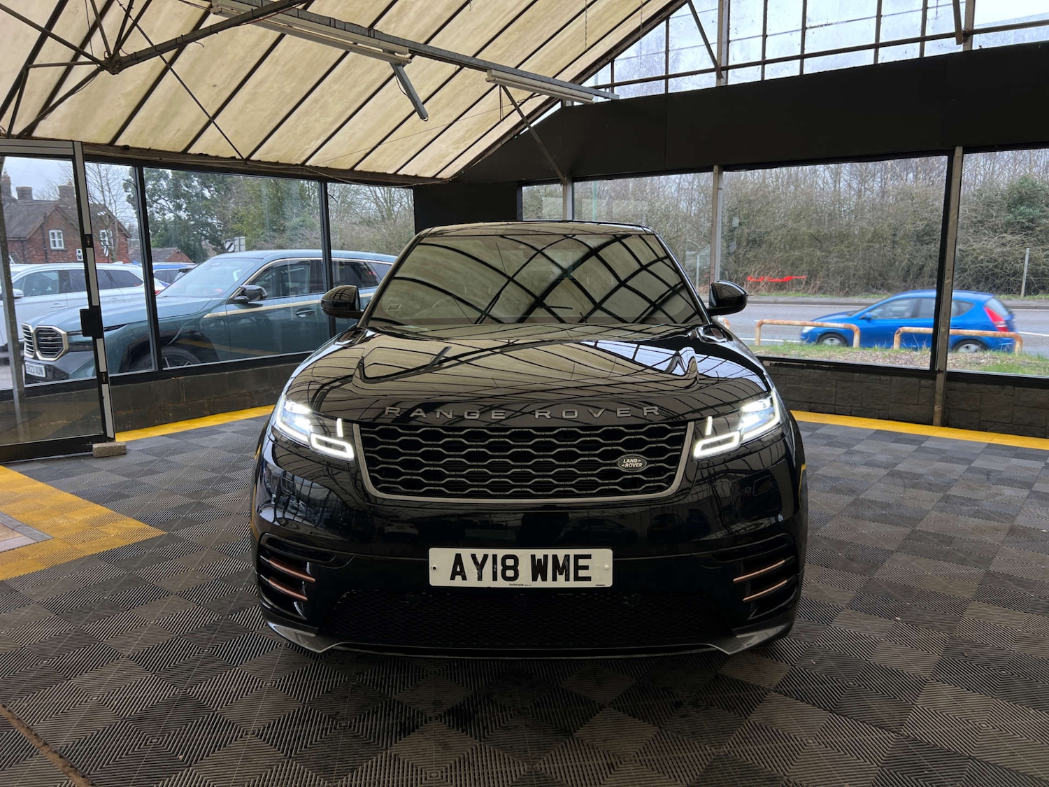 Used Land Rover Range Rover Velar 2018 for sale - 77789087: Photo 4