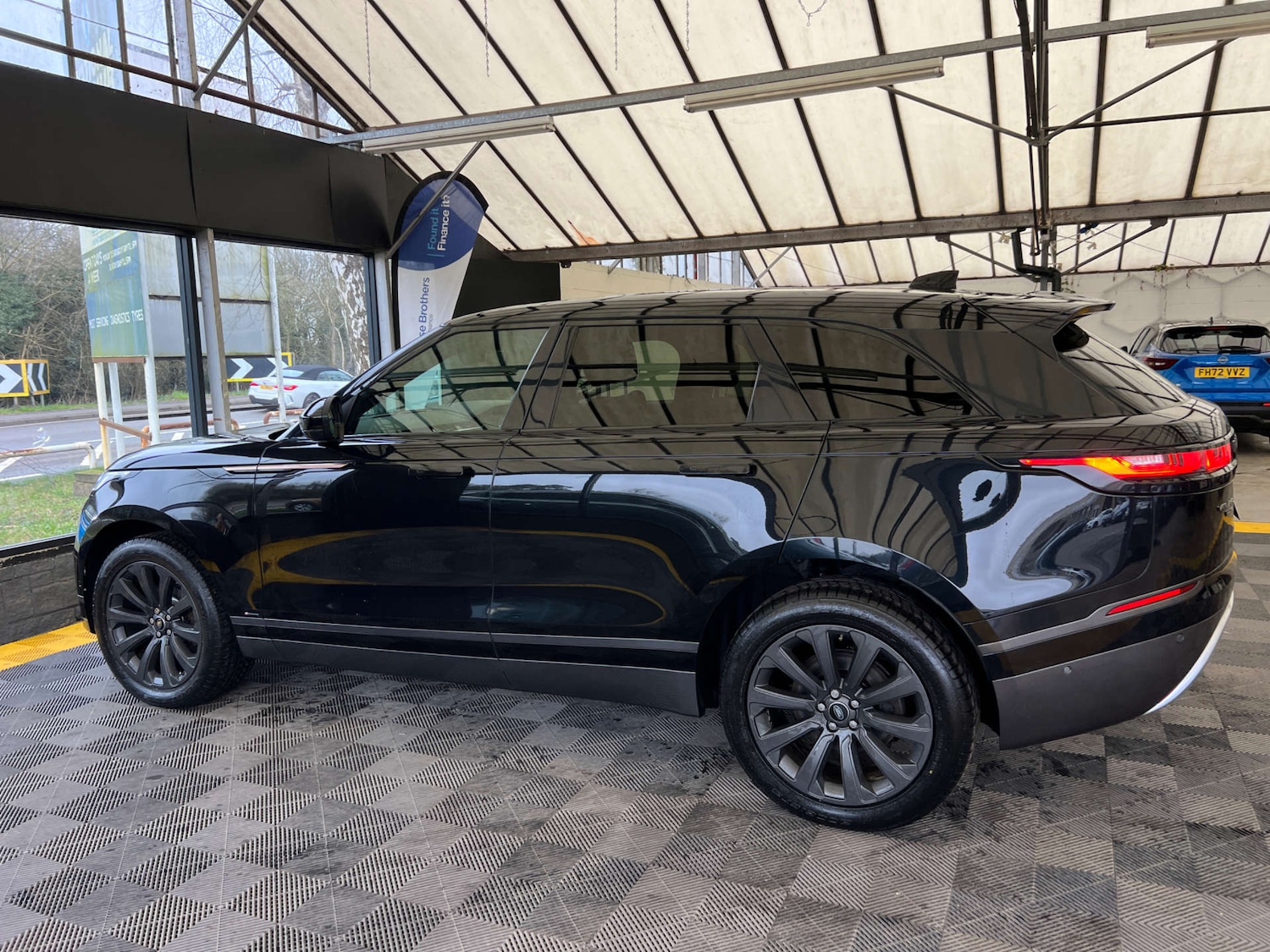 Used Land Rover Range Rover Velar 2018 for sale - 77789087: Photo 7