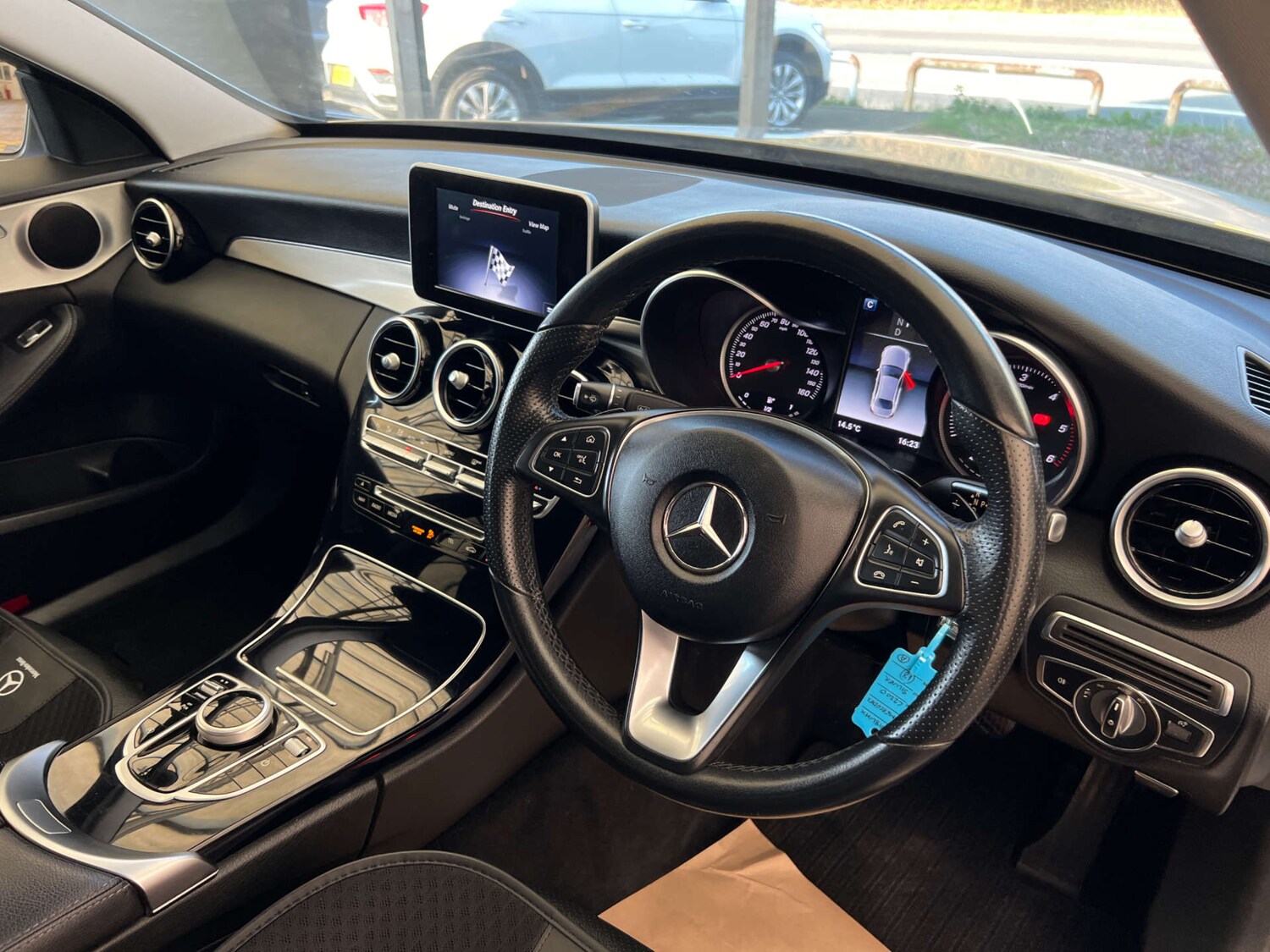 Used Mercedes-Benz C Class 2018 for sale - 77979862: Photo 12