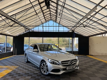 Used Mercedes-Benz C Class 2018 for sale - 77979862: Photo