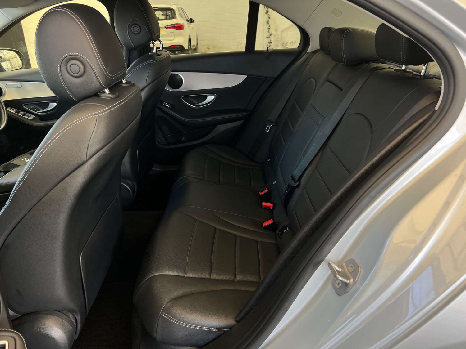 Used Mercedes-Benz C Class 2018 for sale - 77979862: Photo 25