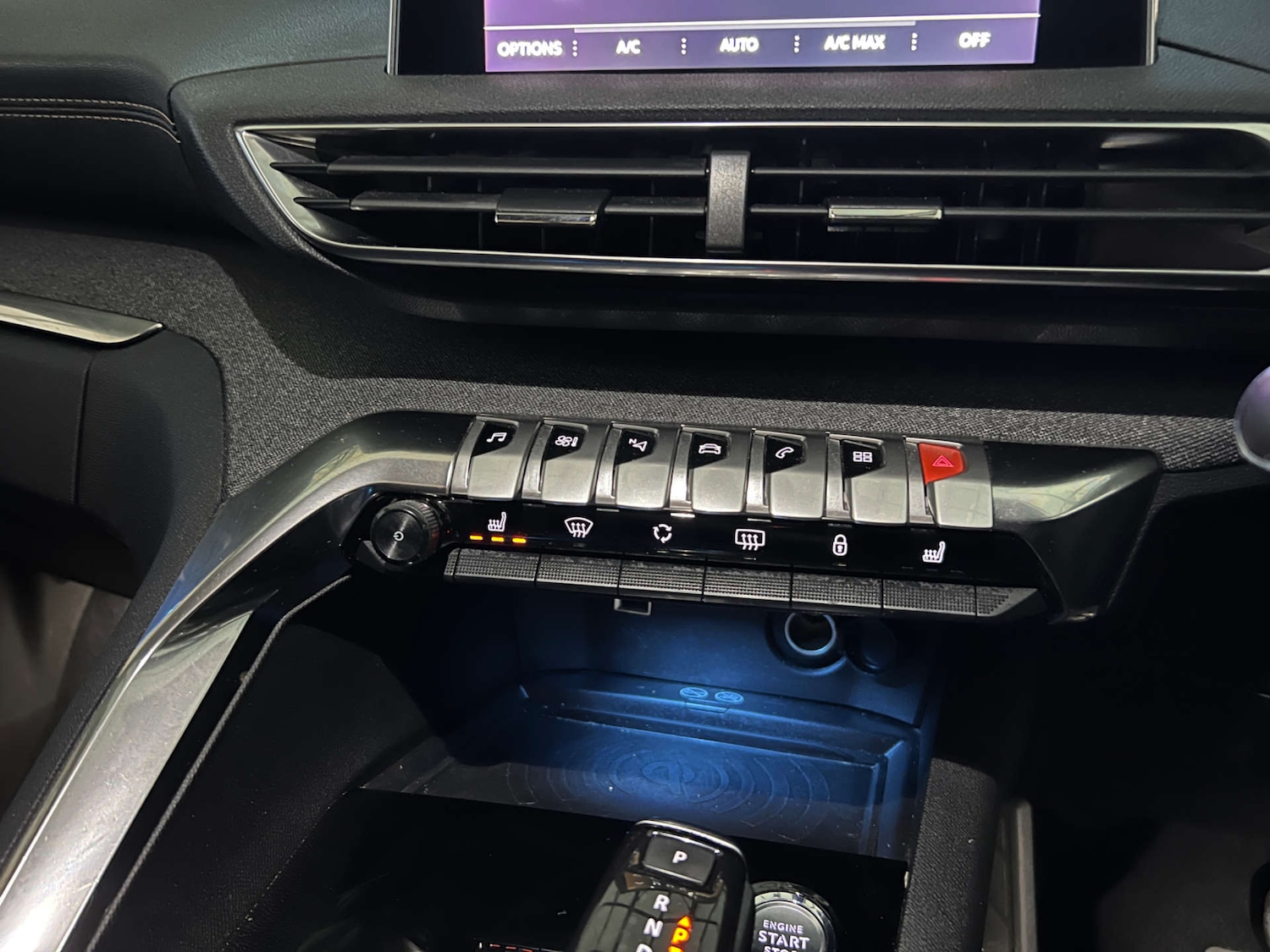 Used Peugeot 3008 2020 for sale - 76339952: Photo 17