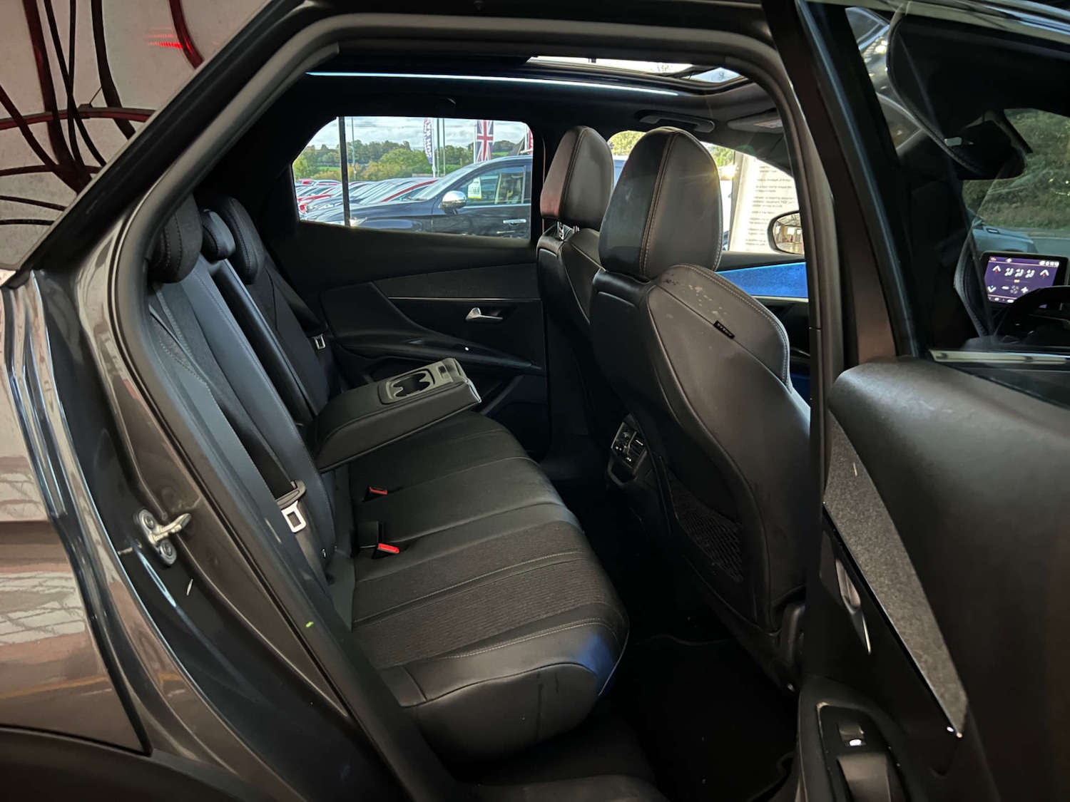 Used Peugeot 3008 2020 for sale - 76339952: Photo 28
