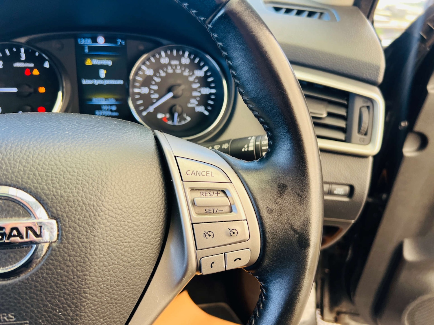 Used Nissan Qashqai 2016 for sale - 77285501: Photo 16