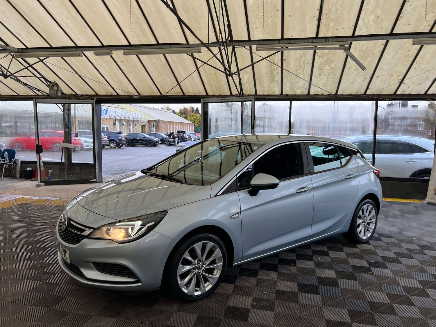 Used Vauxhall Astra 2016 for sale - 76541315: Photo 4