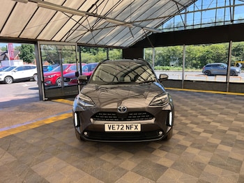 Used Toyota Yaris Cross 2023 for sale - 79155749: Photo