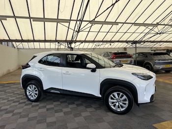 Used Toyota Yaris Cross 2023 for sale - 79289358: Photo