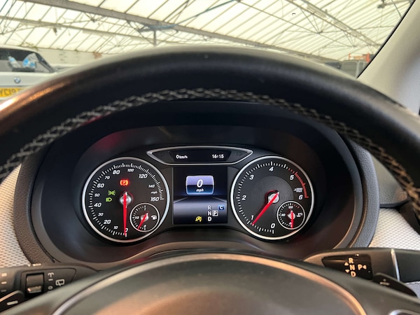 Used Mercedes-Benz B Class 2017 for sale - 76317065: Photo 17