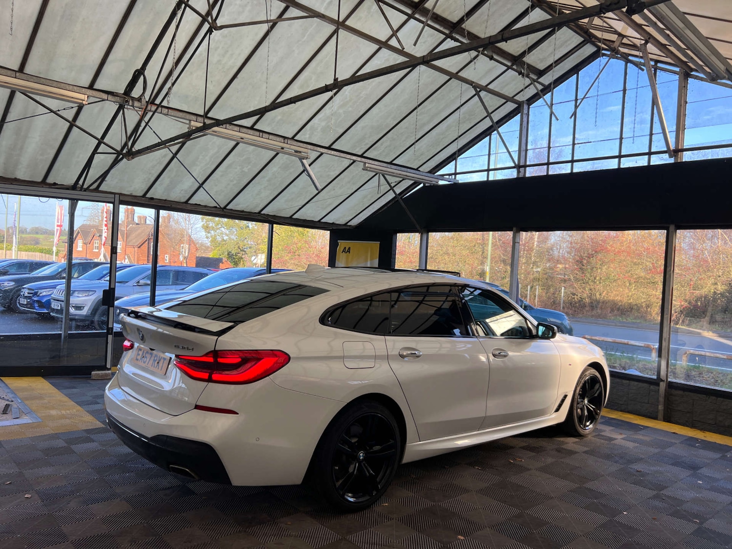 Used BMW 6 Series 2017 for sale - 77112884: Photo 6