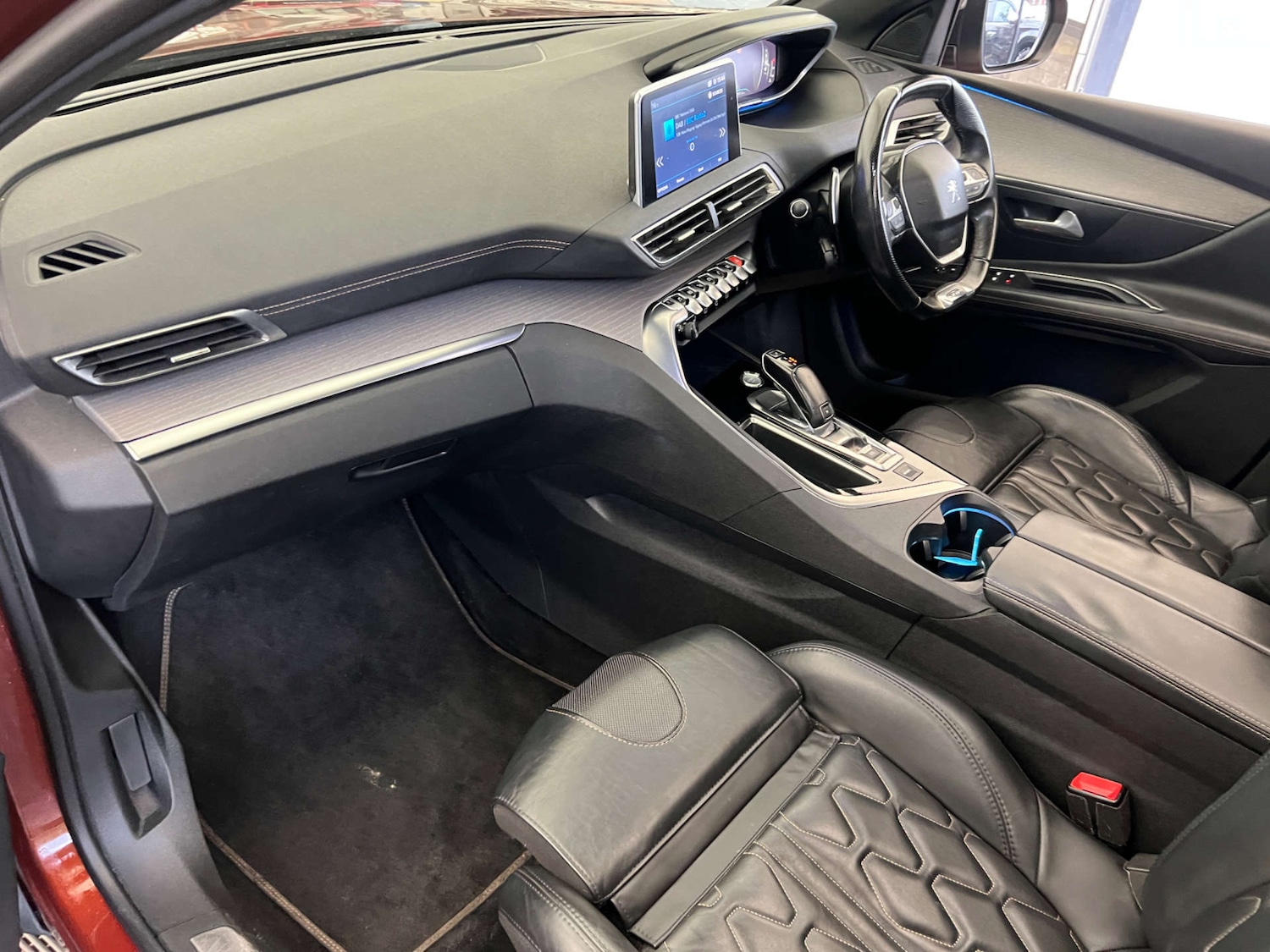 Used Peugeot 3008 2017 for sale - 77129037: Photo 27