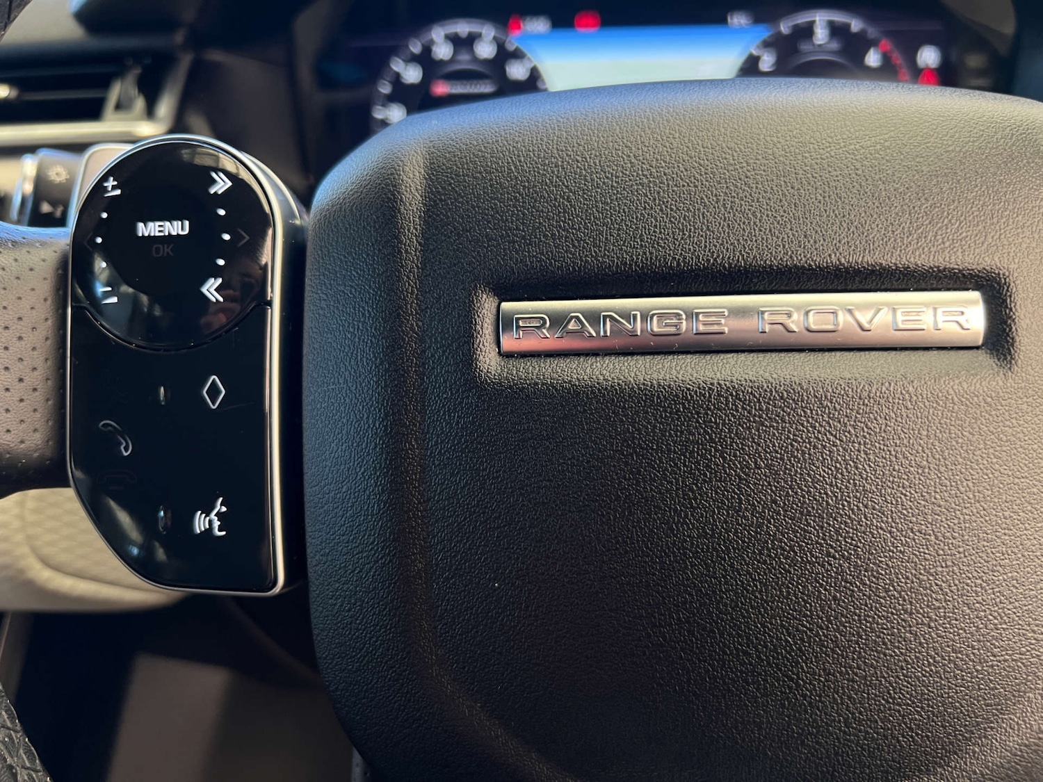 Used Land Rover Range Rover Velar 2018 for sale - 77896029: Photo 12