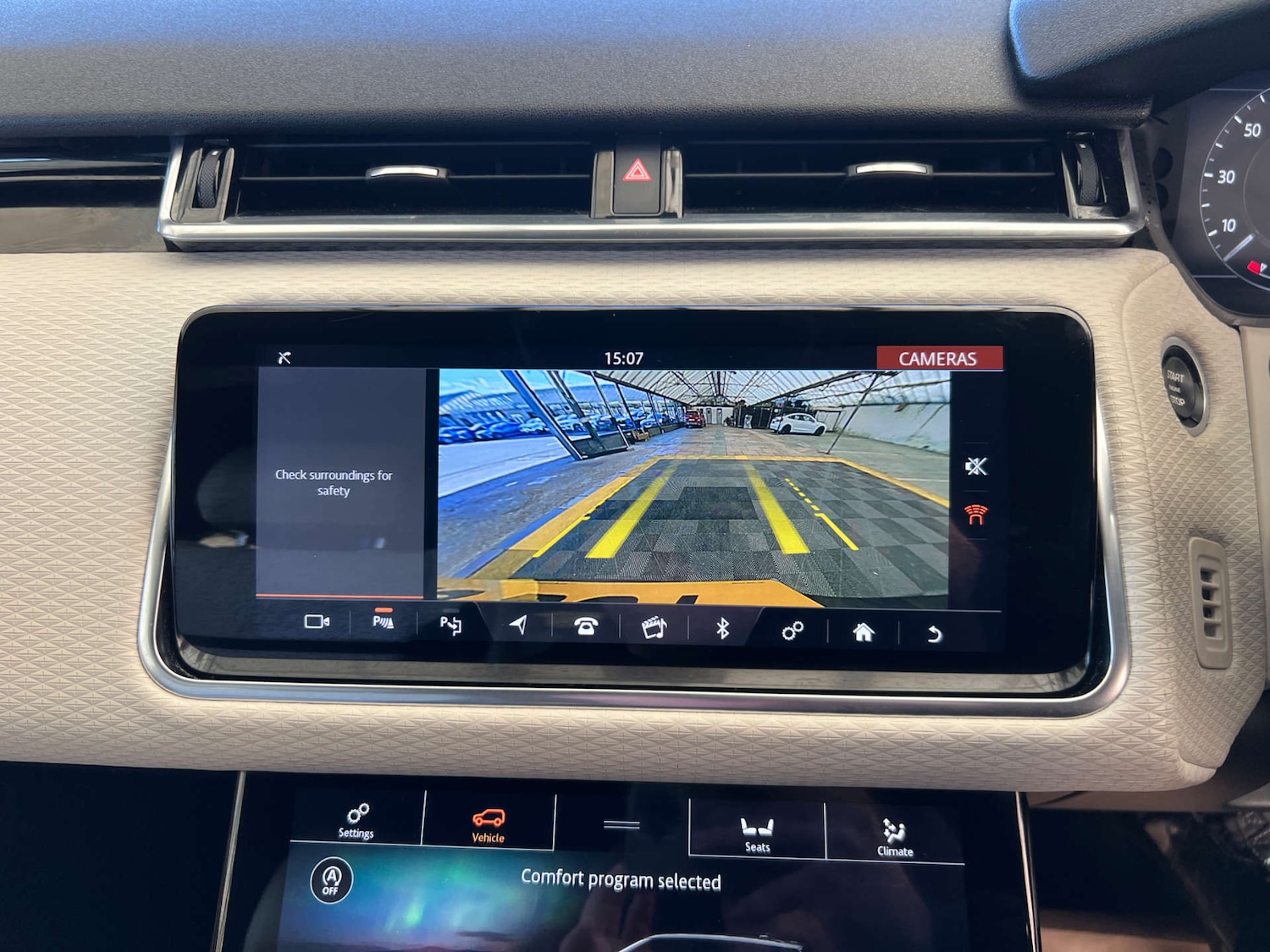 Used Land Rover Range Rover Velar 2018 for sale - 77896029: Photo 18