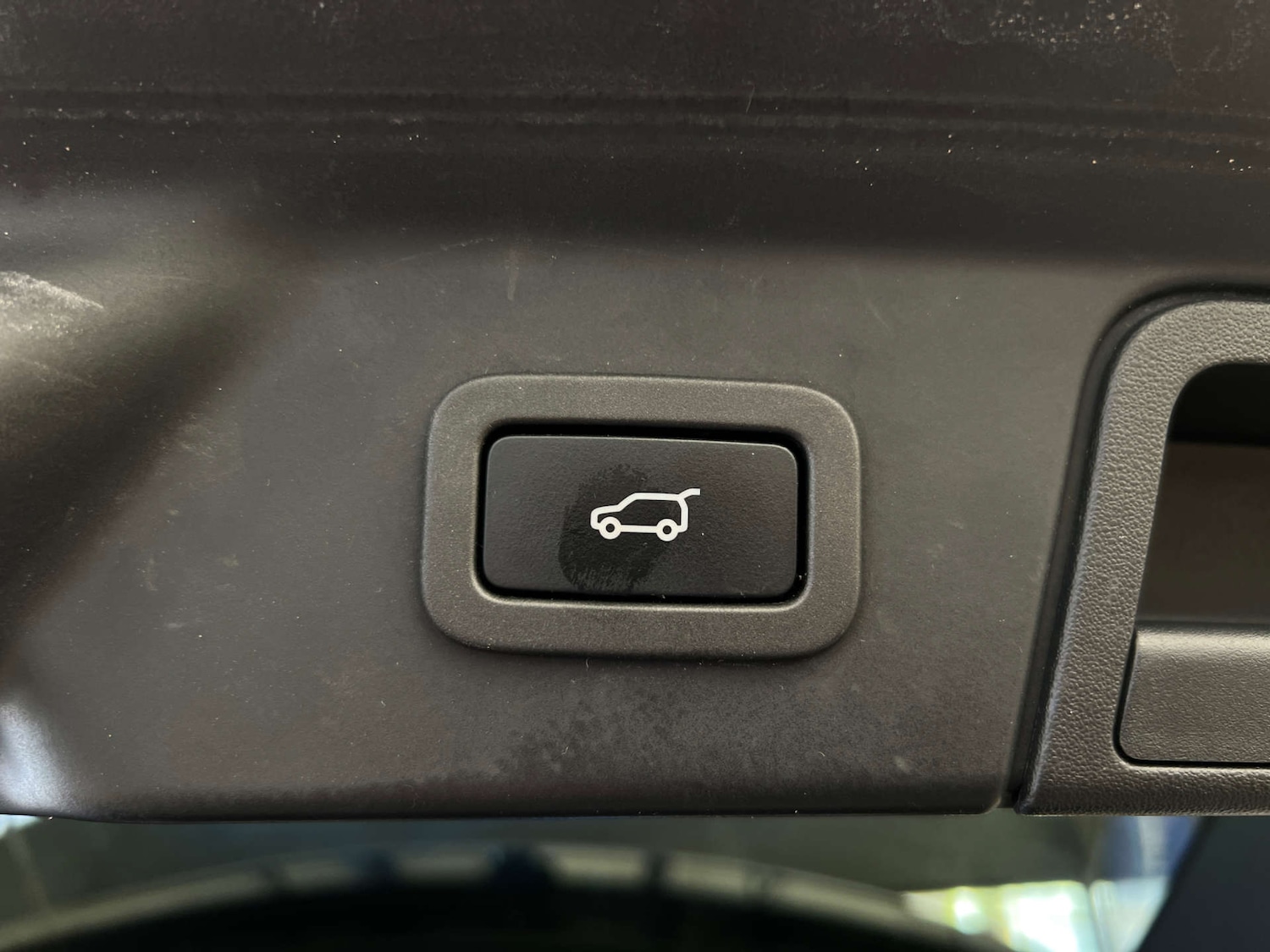 Used Land Rover Range Rover Velar 2018 for sale - 77896029: Photo 24