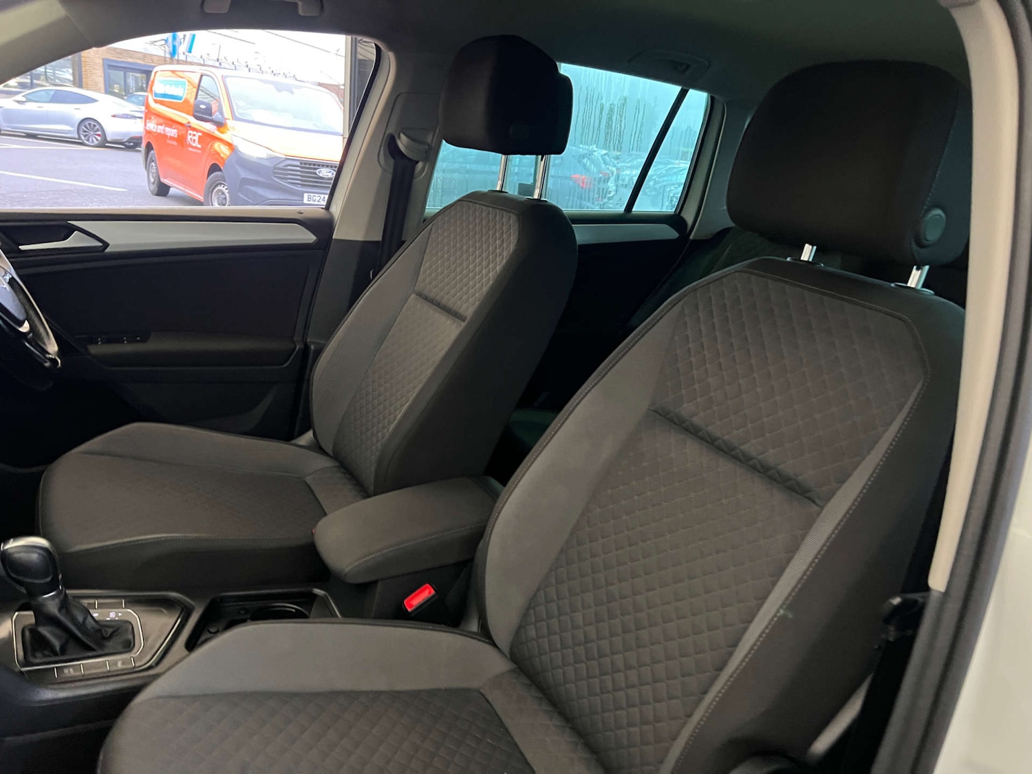 Used Volkswagen Tiguan 2018 for sale - 77897105: Photo 22