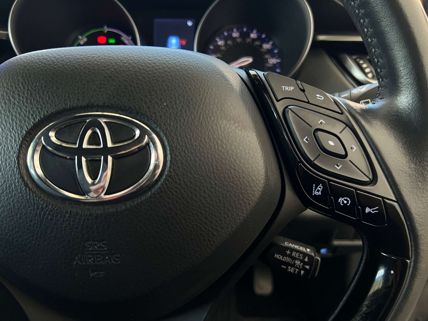 Used Toyota C-HR 2023 for sale - 77704368: Photo 13