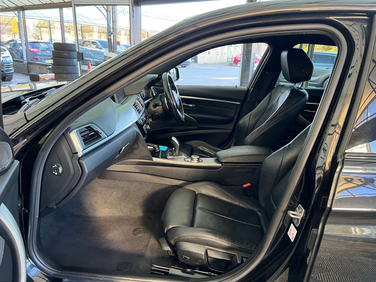 Used BMW 3 Series 2018 for sale - 76650398: Photo 25