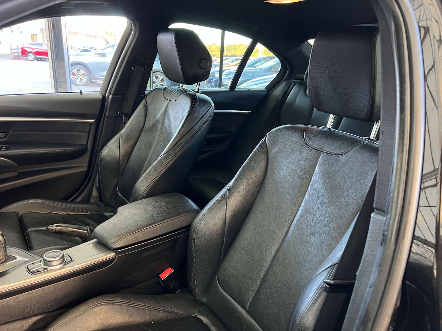 Used BMW 3 Series 2018 for sale - 76650398: Photo 27