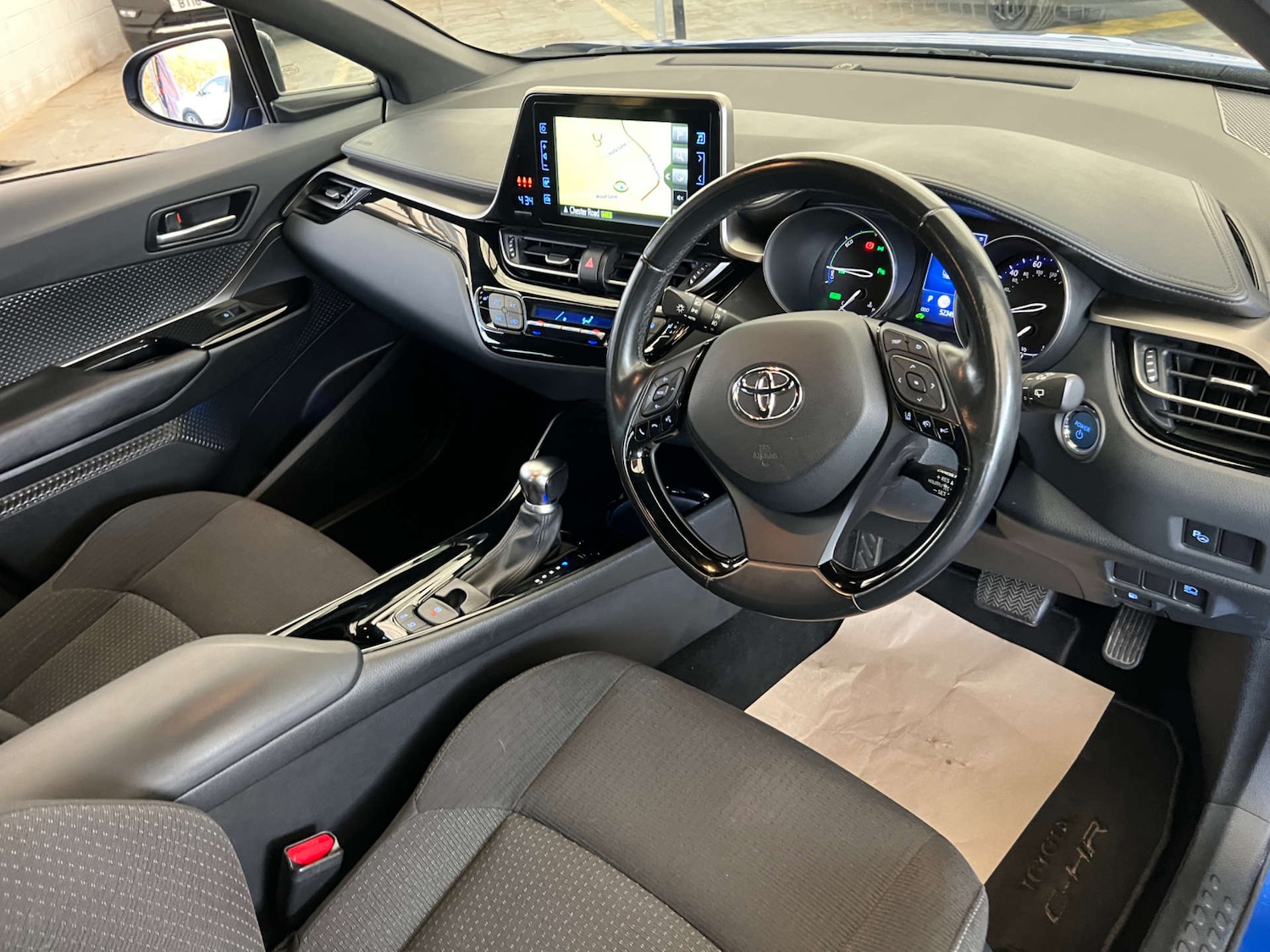 Used Toyota C-HR 2019 for sale - 76483205: Photo 12