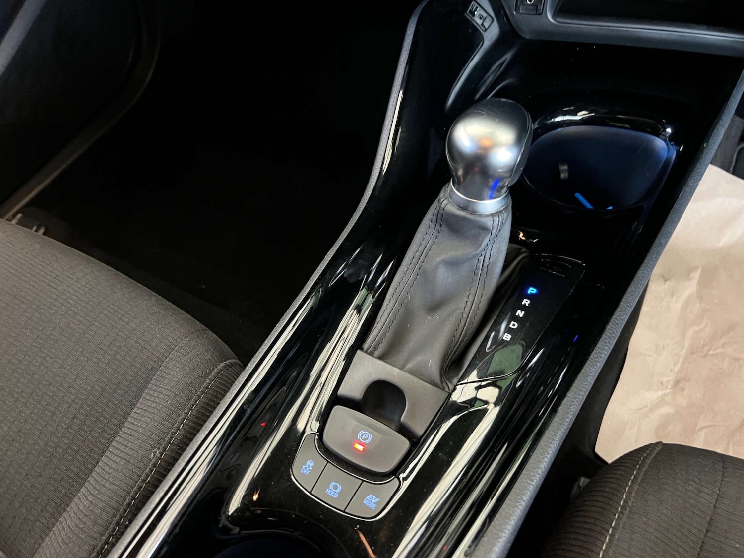 Used Toyota C-HR 2019 for sale - 76483205: Photo 16