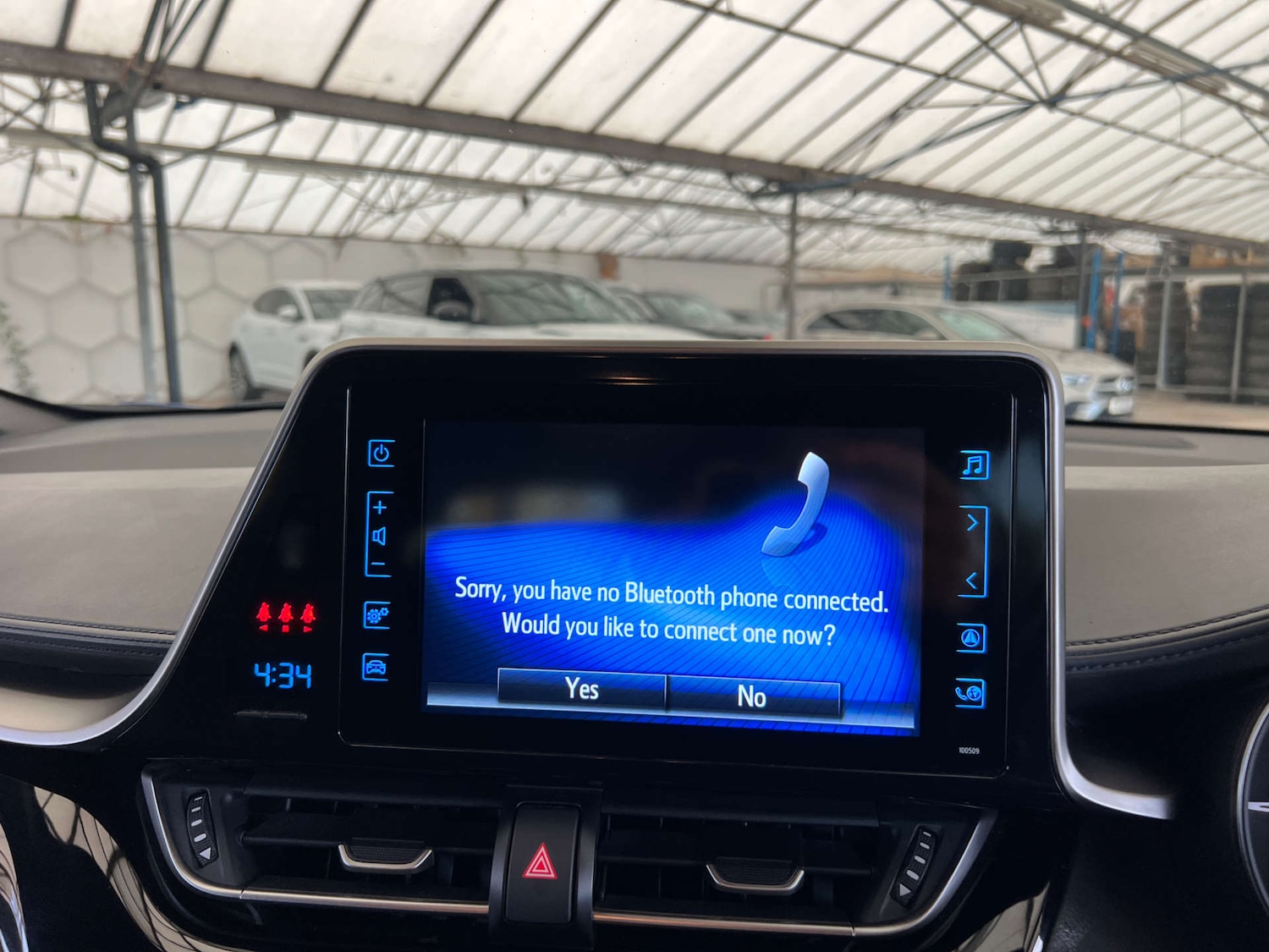 Used Toyota C-HR 2019 for sale - 76483205: Photo 17