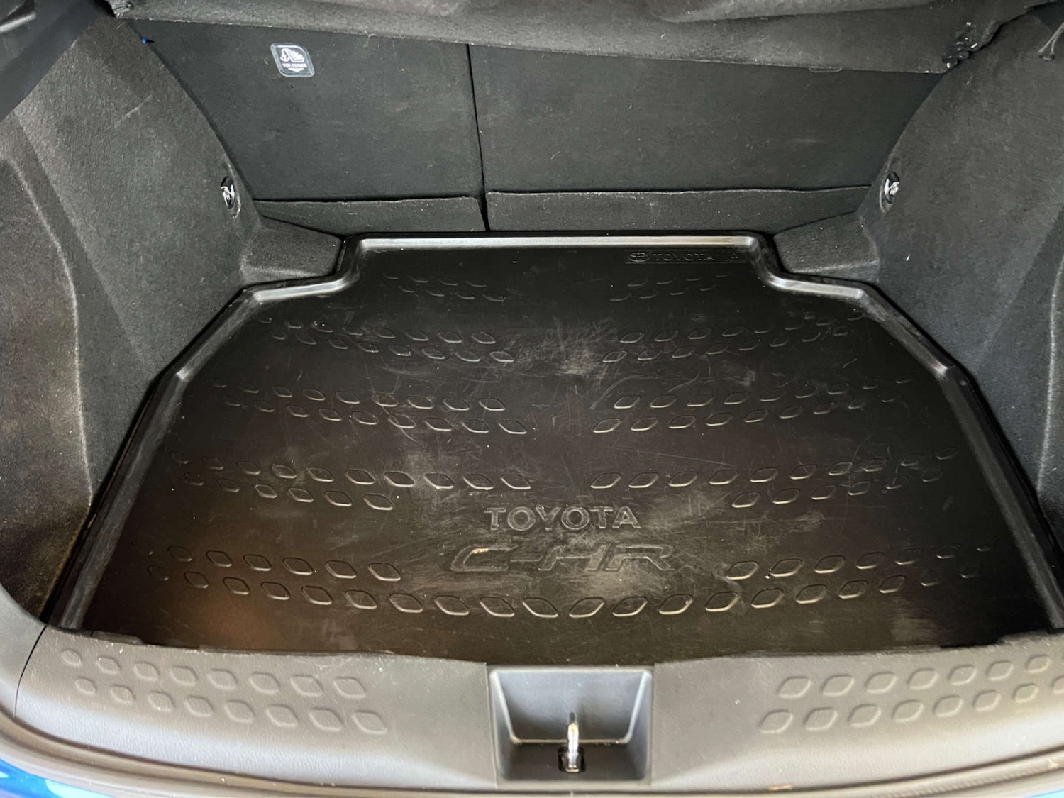 Used Toyota C-HR 2019 for sale - 76483205: Photo 24