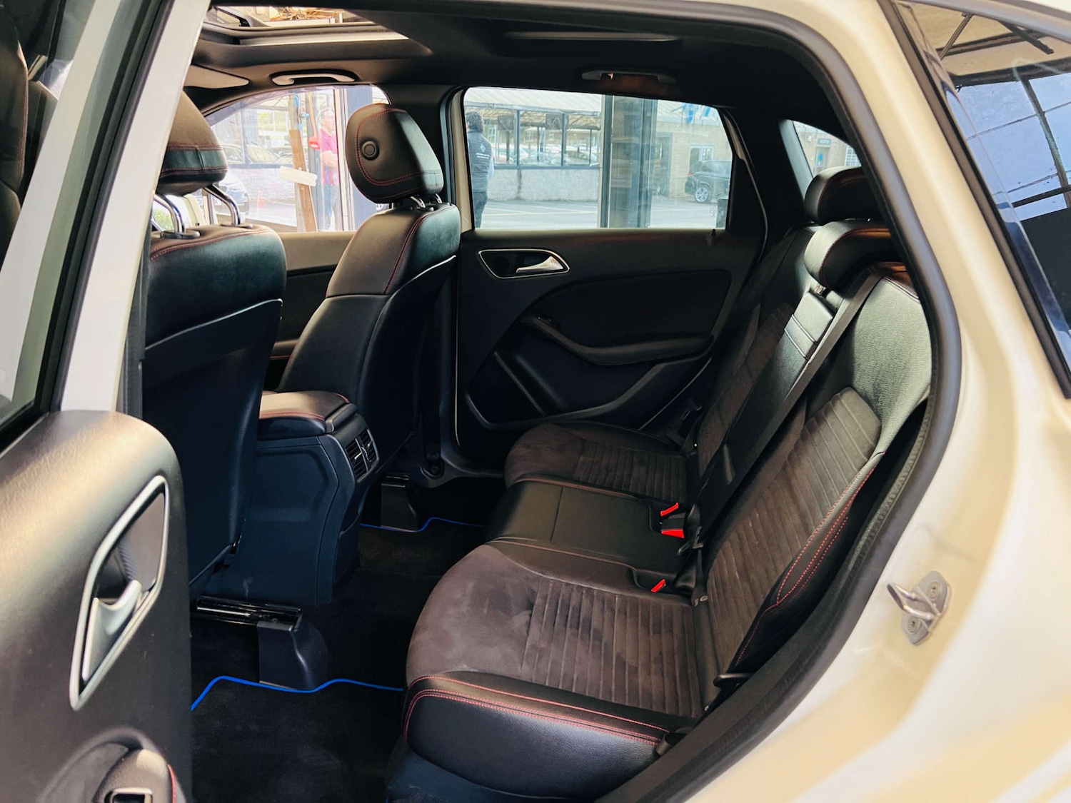 Used Mercedes-Benz B Class 2018 for sale - 75739428: Photo 32