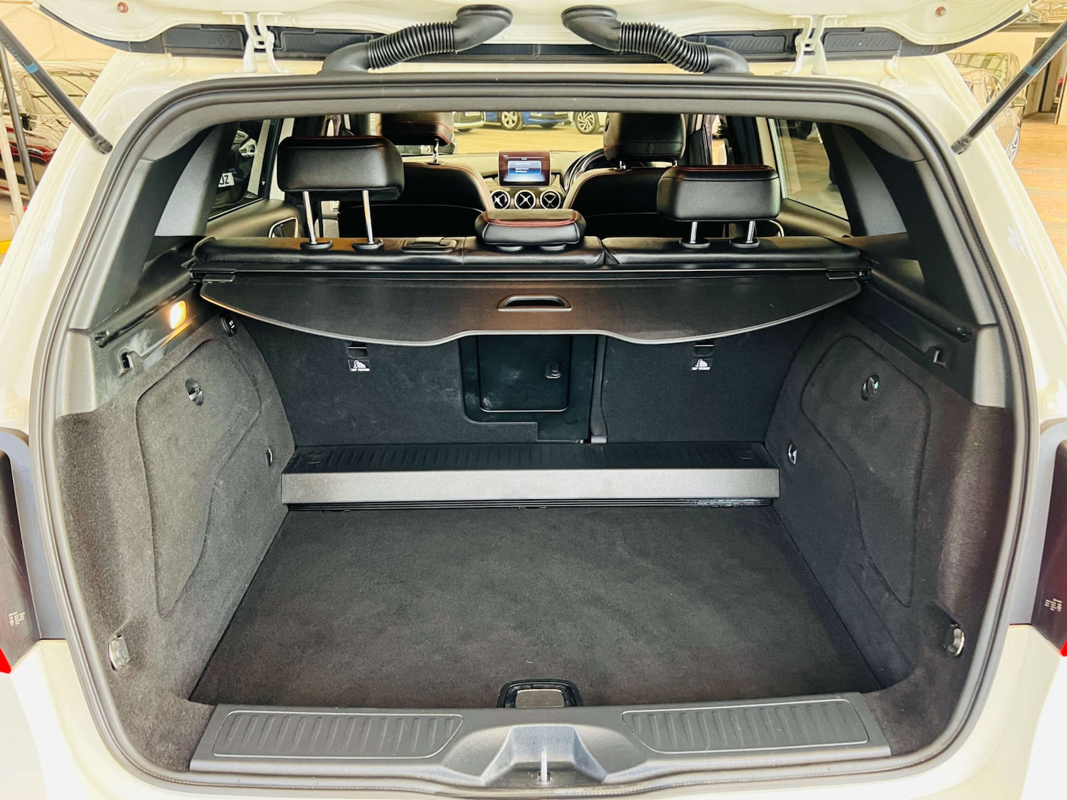 Used Mercedes-Benz B Class 2018 for sale - 75739428: Photo 34