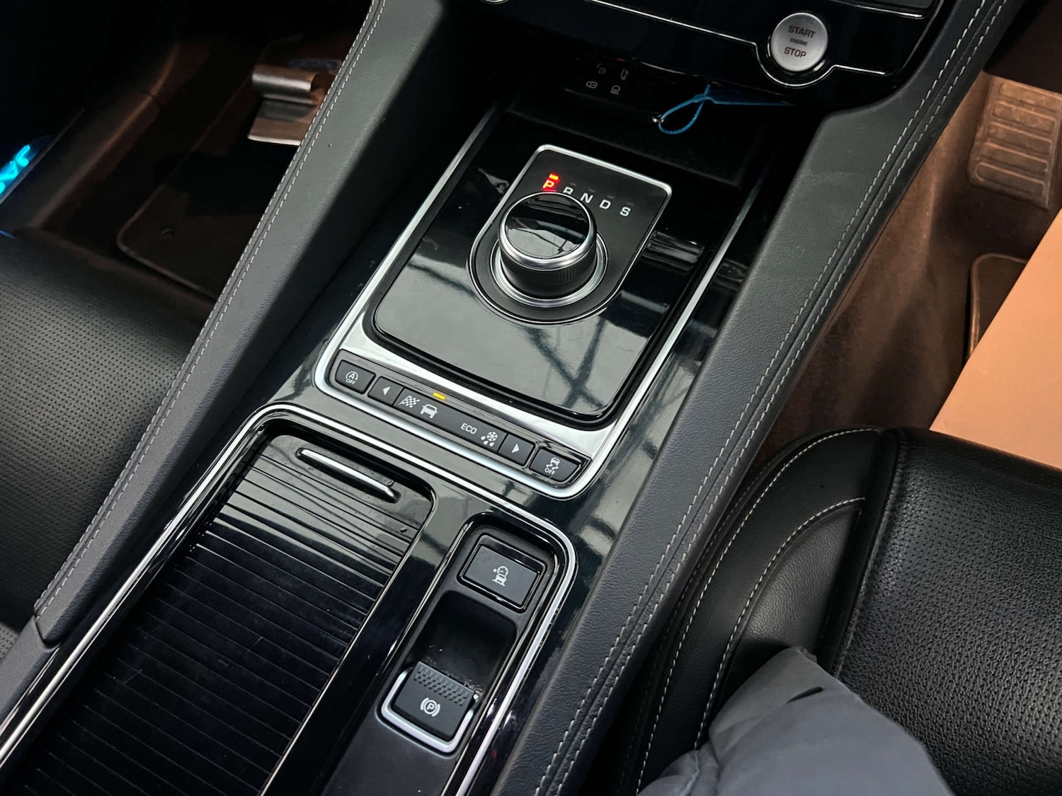 Used Jaguar F-Pace 2018 for sale - 76097143: Photo 15