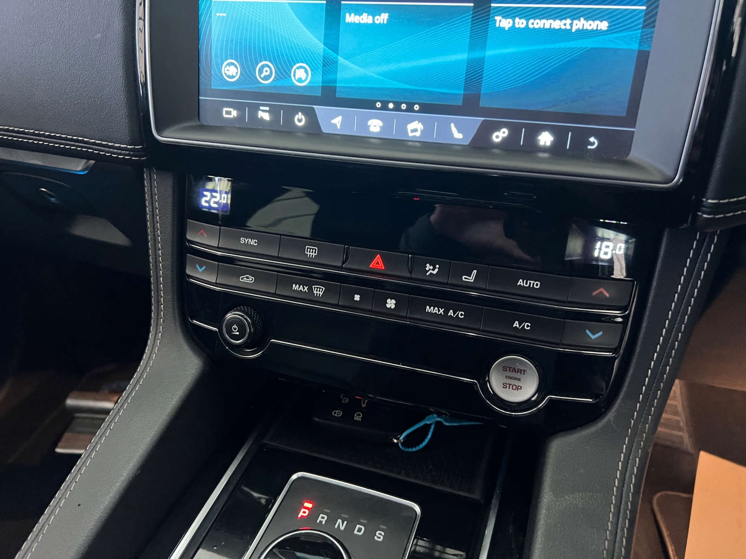 Used Jaguar F-Pace 2018 for sale - 76097143: Photo 21