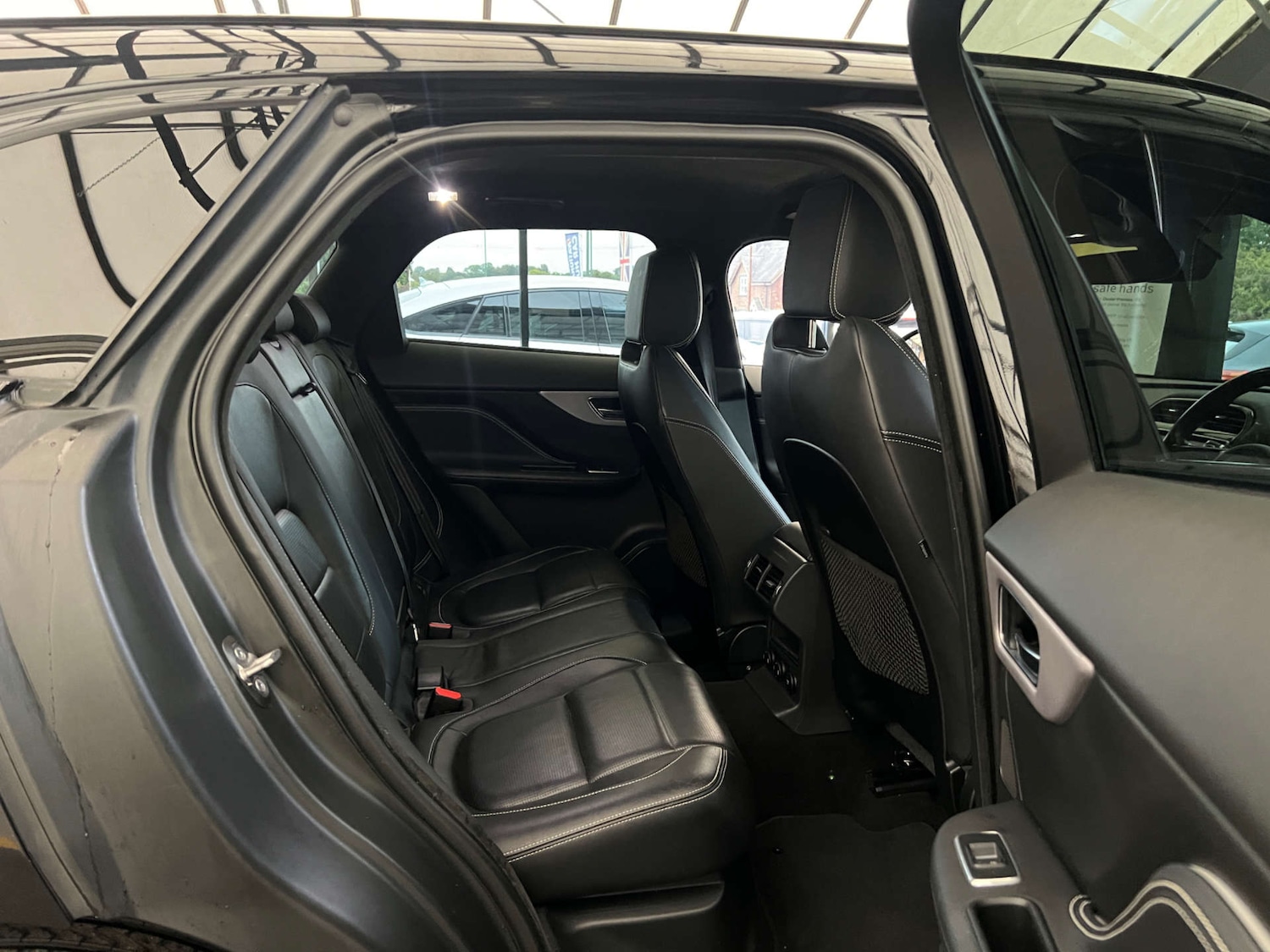 Used Jaguar F-Pace 2018 for sale - 76097143: Photo 26