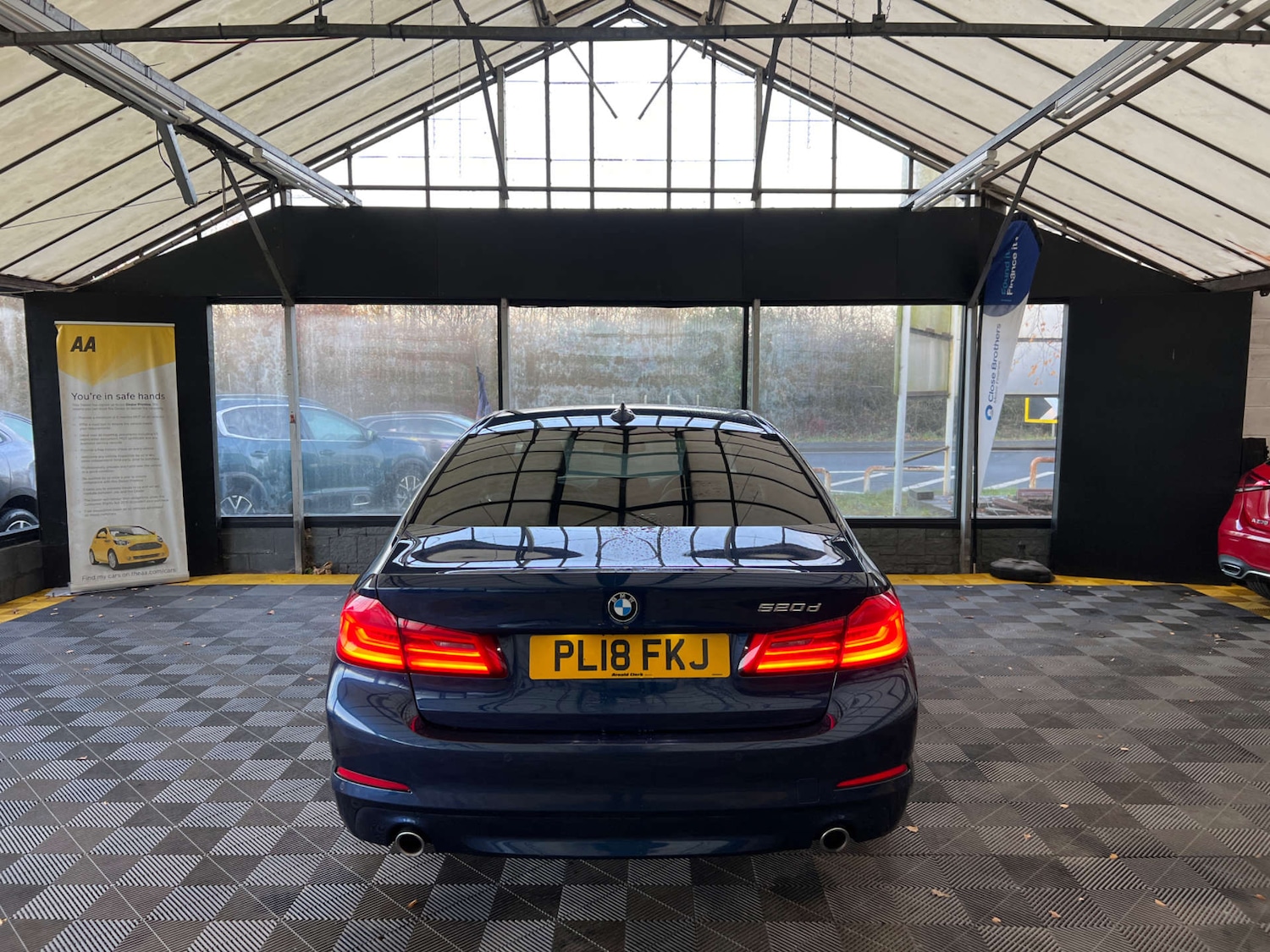 Used BMW 5 Series 2018 for sale - 76940216: Photo 7