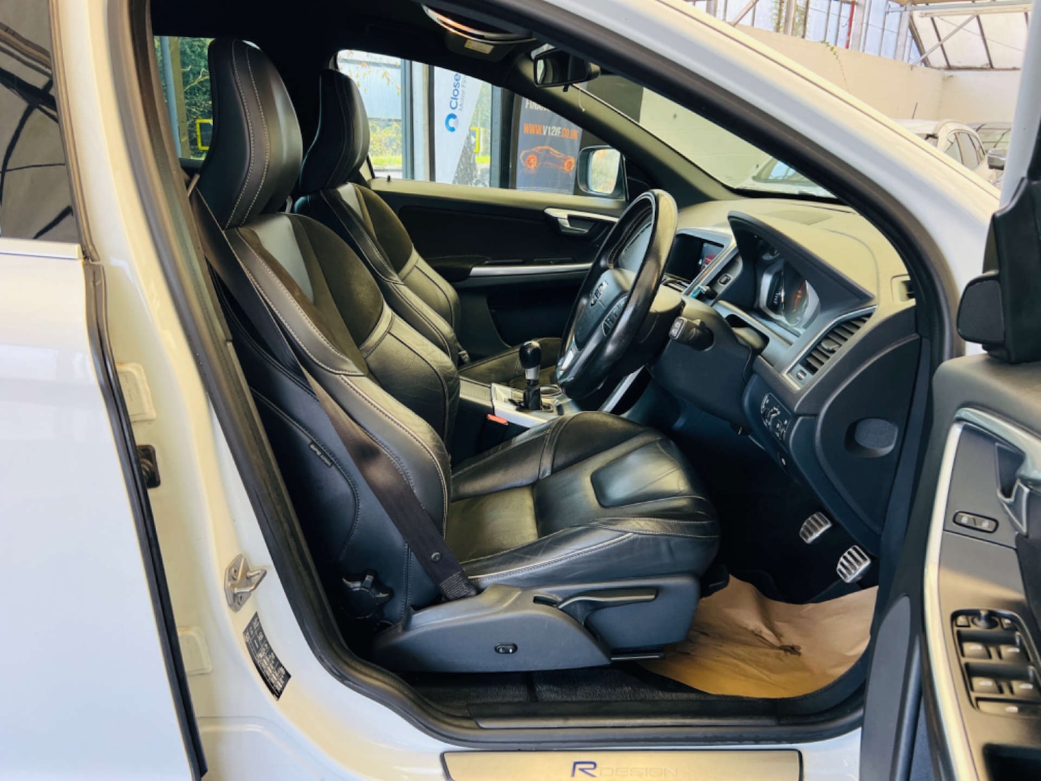 Used Volvo XC60 2017 for sale - 77578944: Photo 11