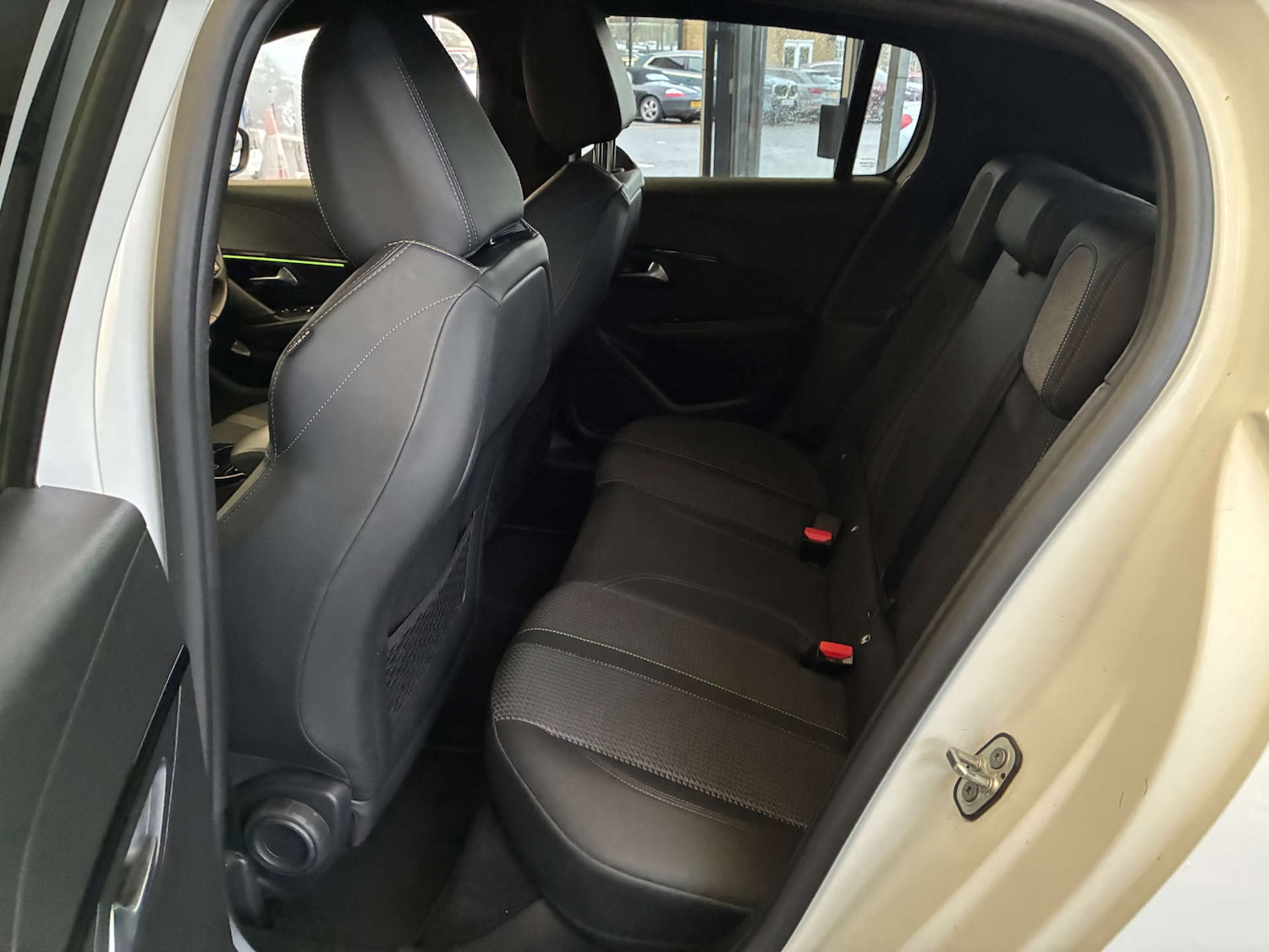 Used Peugeot 208 2023 for sale - 77189530: Photo 25